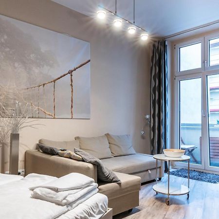 Upmarket Studio With Balcony In Friedrichshain Daire Berlin Dış mekan fotoğraf