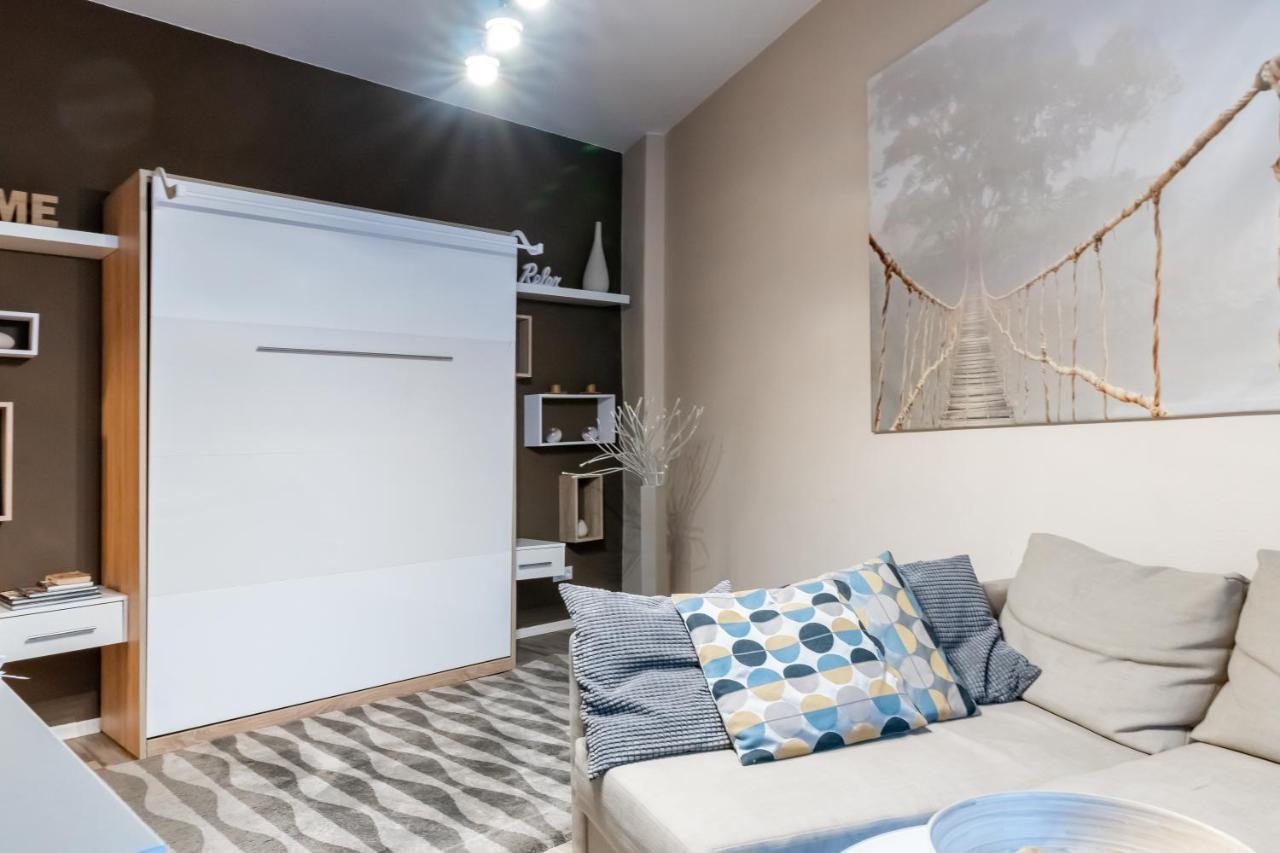 Upmarket Studio With Balcony In Friedrichshain Daire Berlin Dış mekan fotoğraf